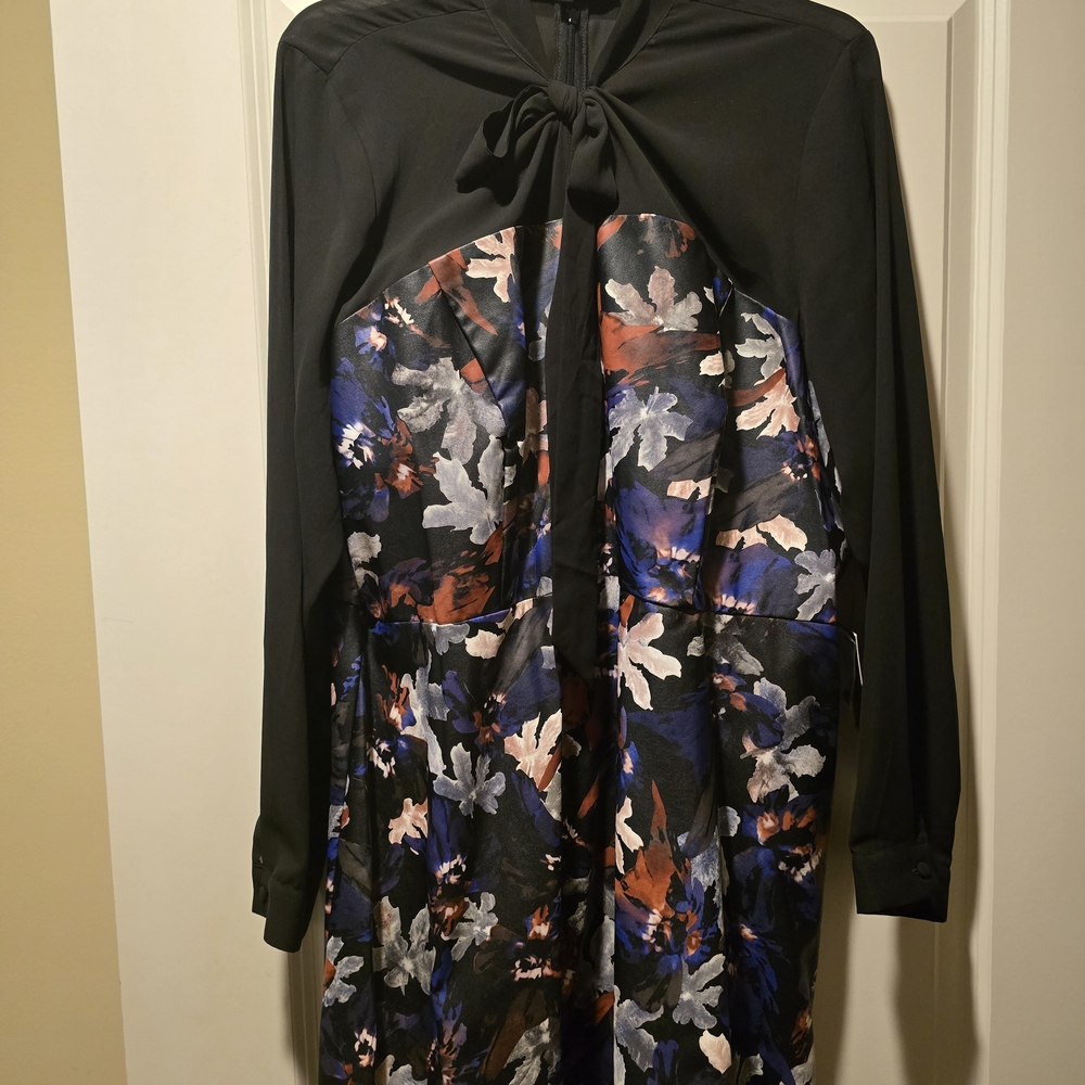 Eloquii Chic Black Floral Dress with Tie Neck